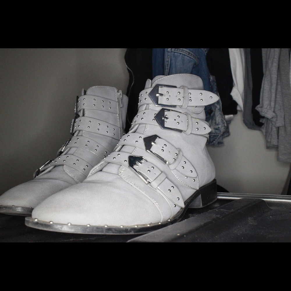 Grey Buckle boots